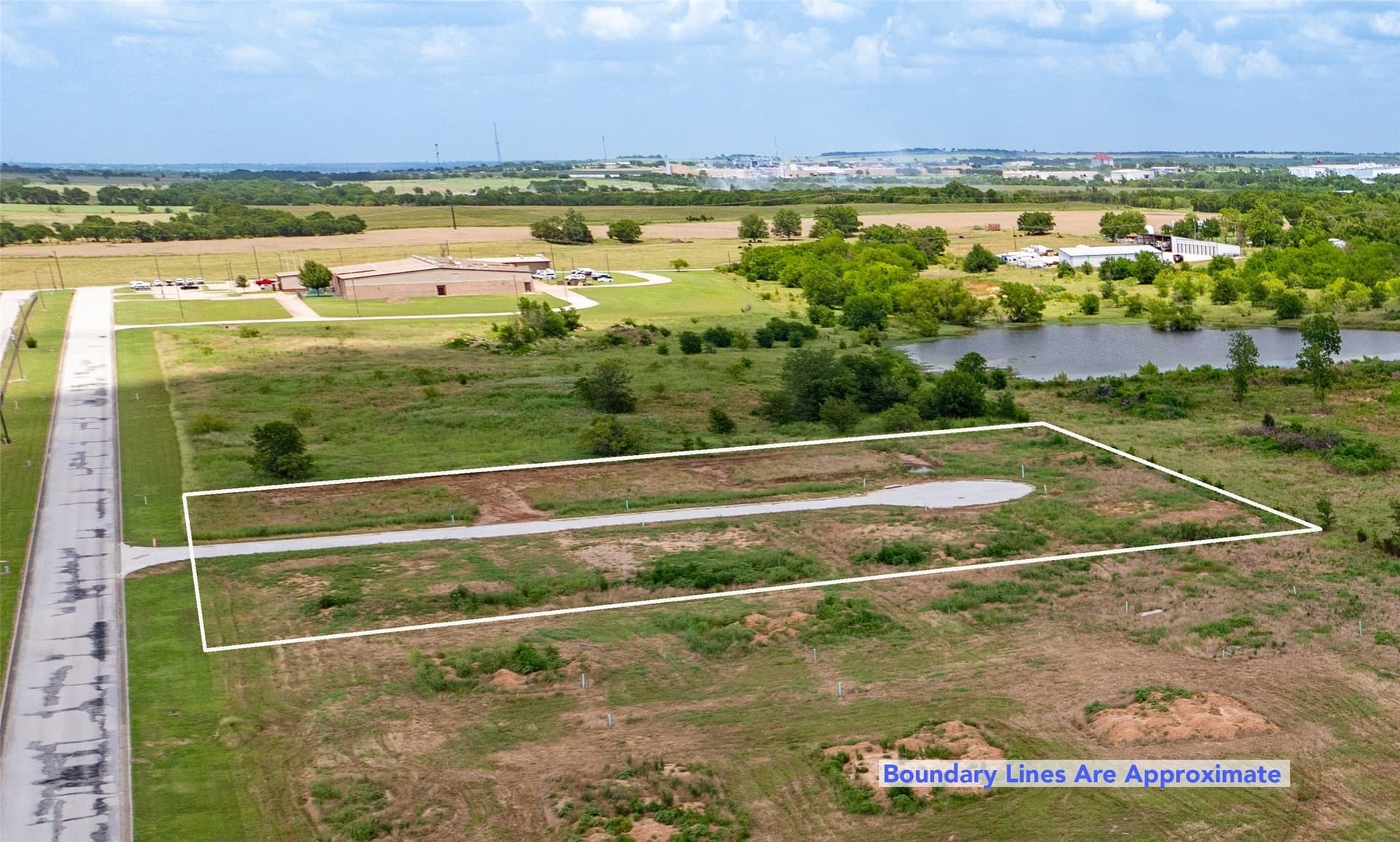 0.31 acres in Cooke County - photo 3