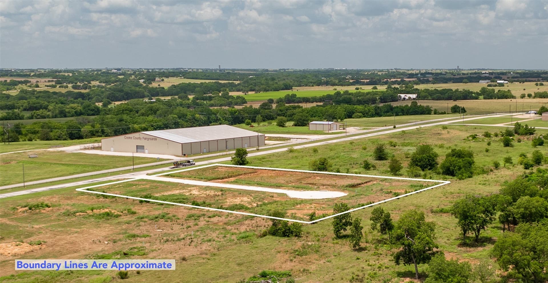 0.31 acres in Cooke County - photo 2