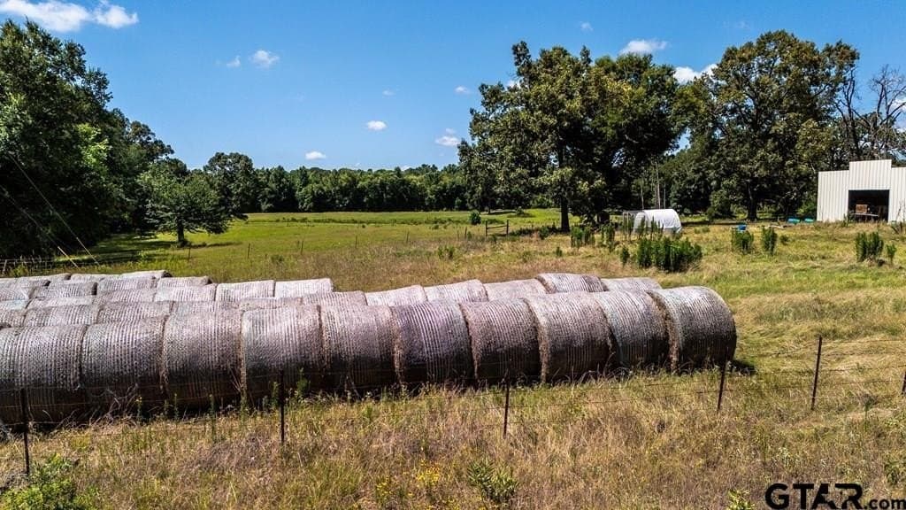 56.56 acres in Henderson County - photo 14