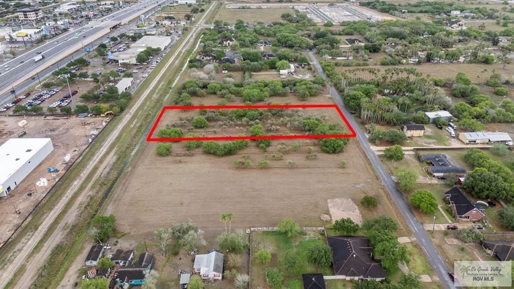 2.11 acres in CAMERON County gallery image 3