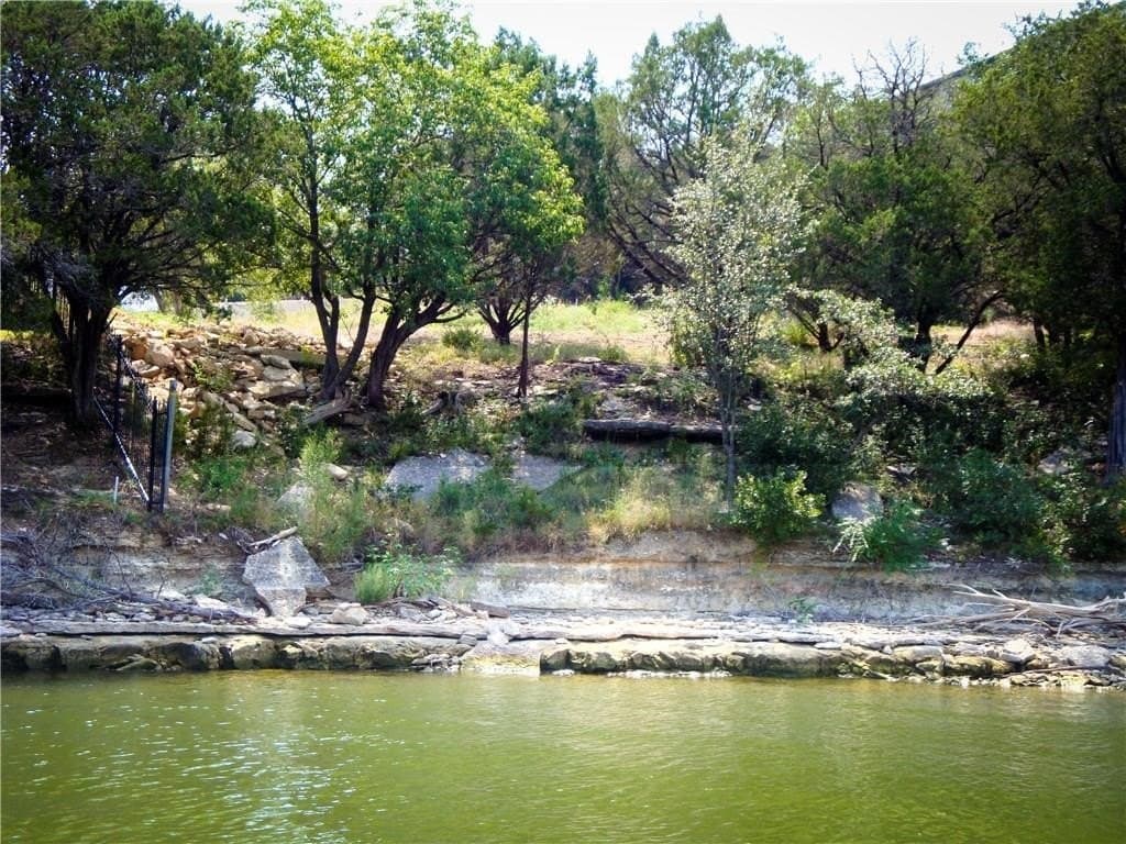 0.27 acres in Hood County gallery image 3