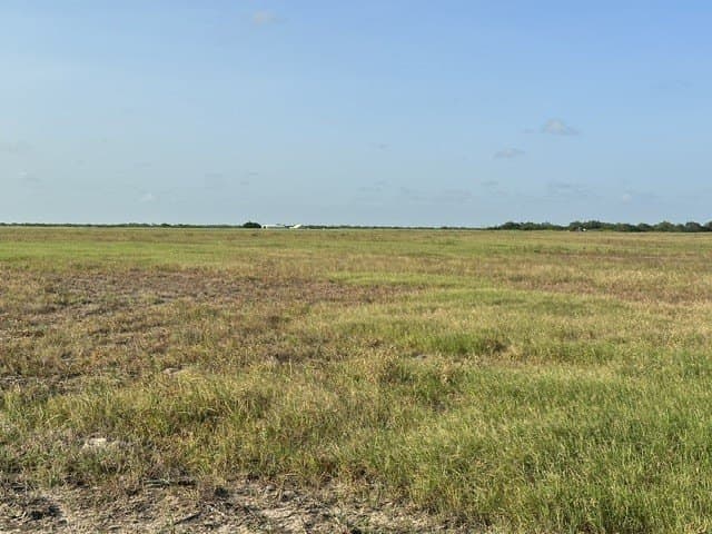 23 acres in Kleberg County
