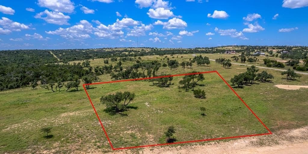 2.32 acres in Gillespie County