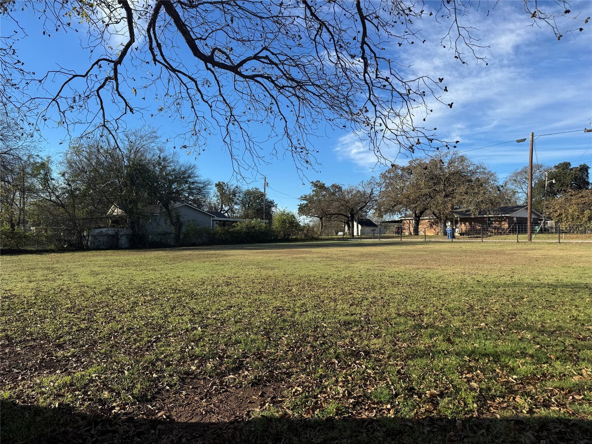 0.51 acres in Wise County - photo 15