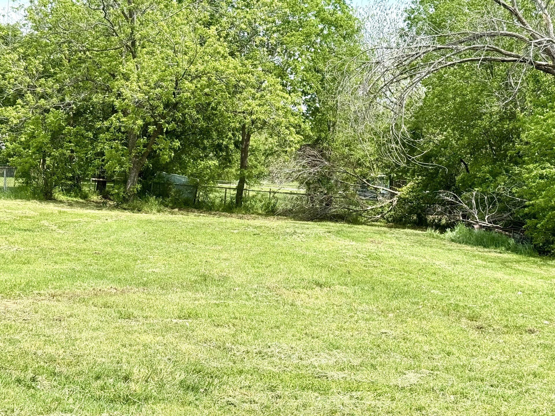 0.39 acres in Montague County - photo 7