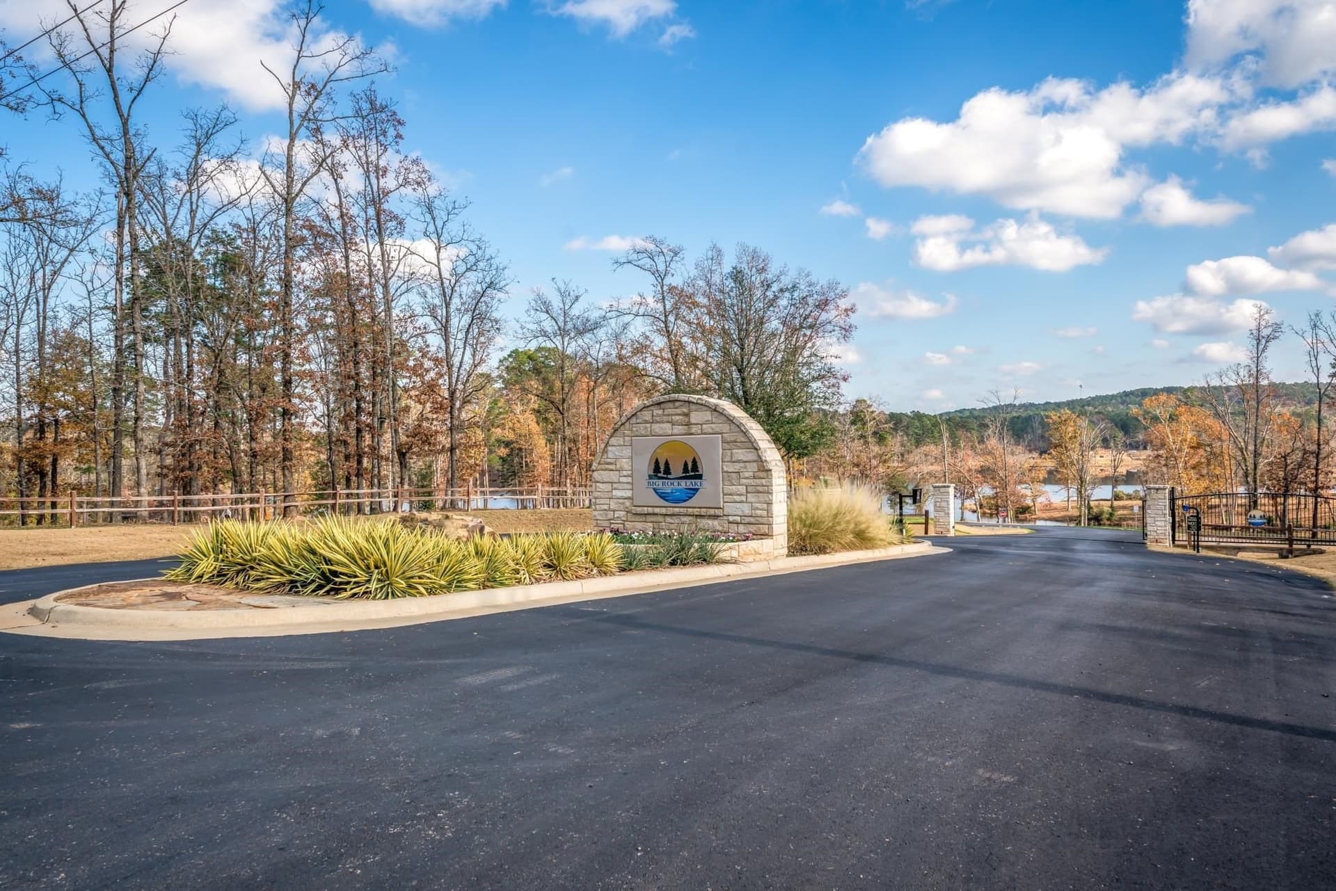 1.02 acres in Harrison County gallery image 3