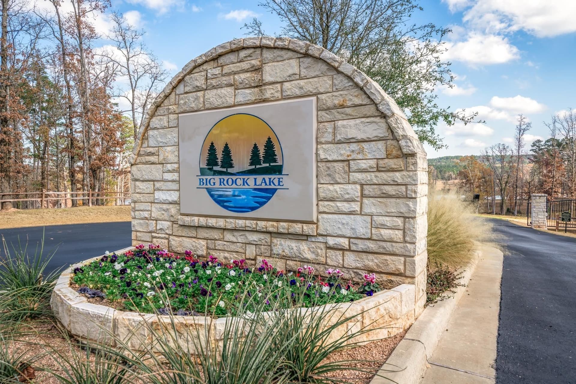 1.02 acres in Harrison County gallery image 4