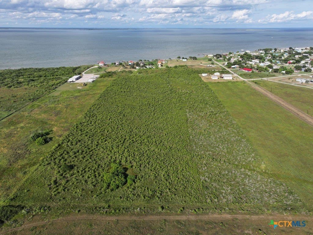 10.83 acres in Calhoun County - photo 9