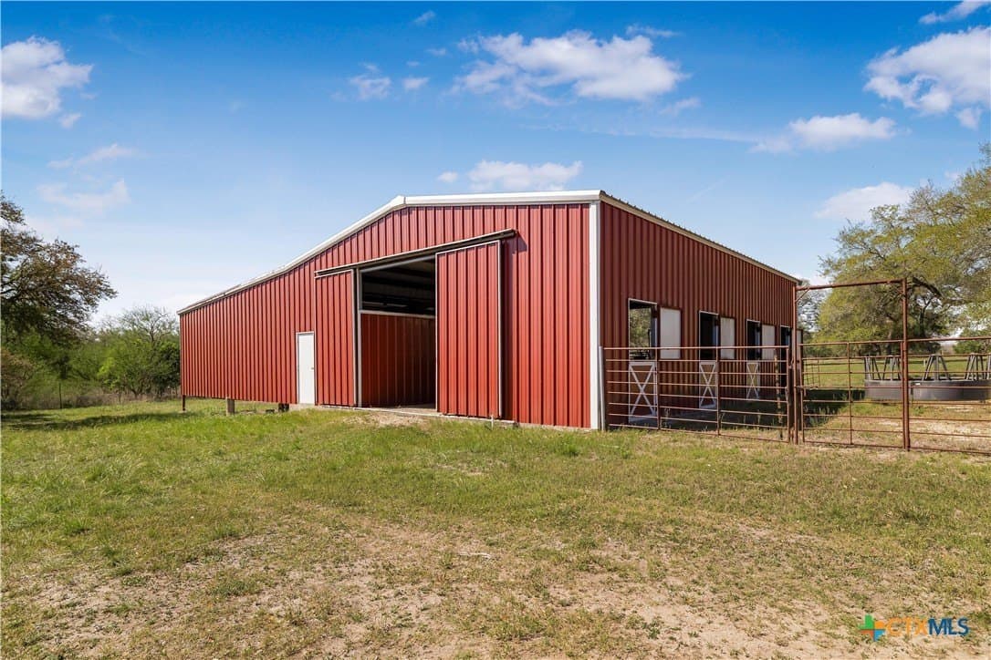 15 acres in Goliad County - photo 7