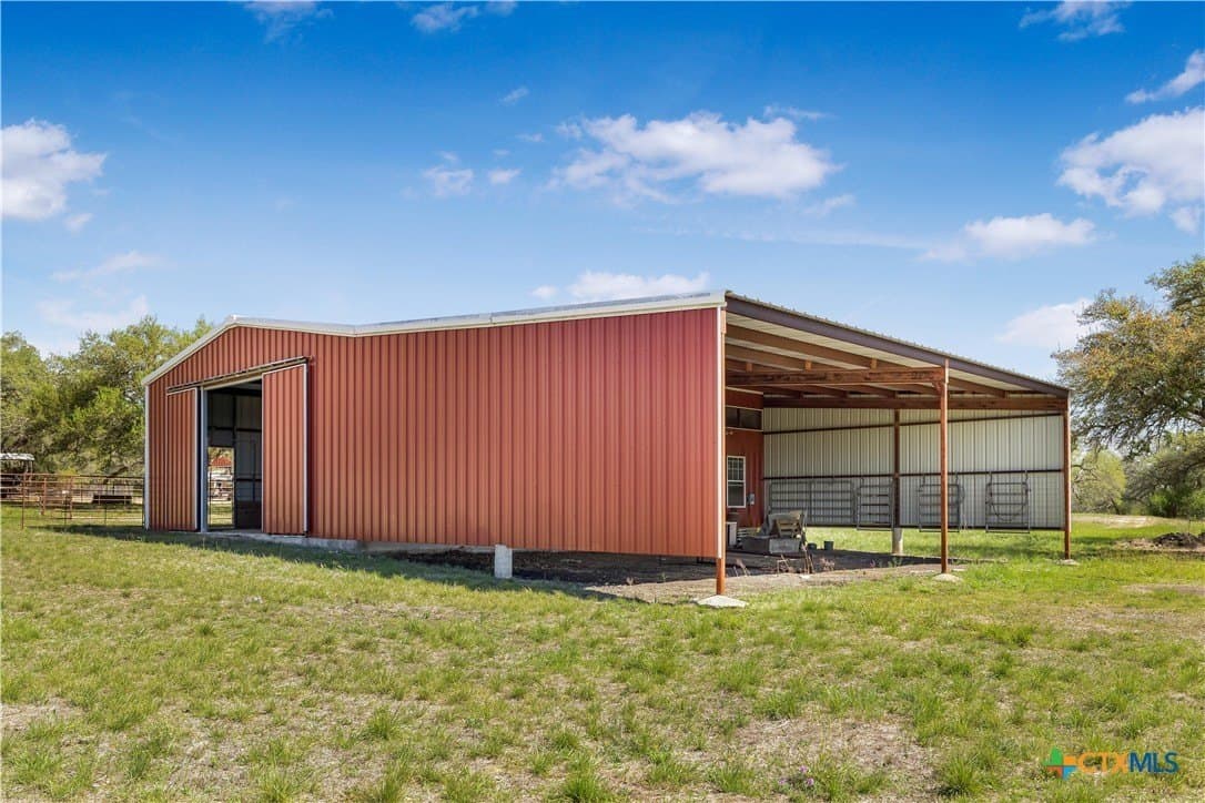 15 acres in Goliad County - photo 11
