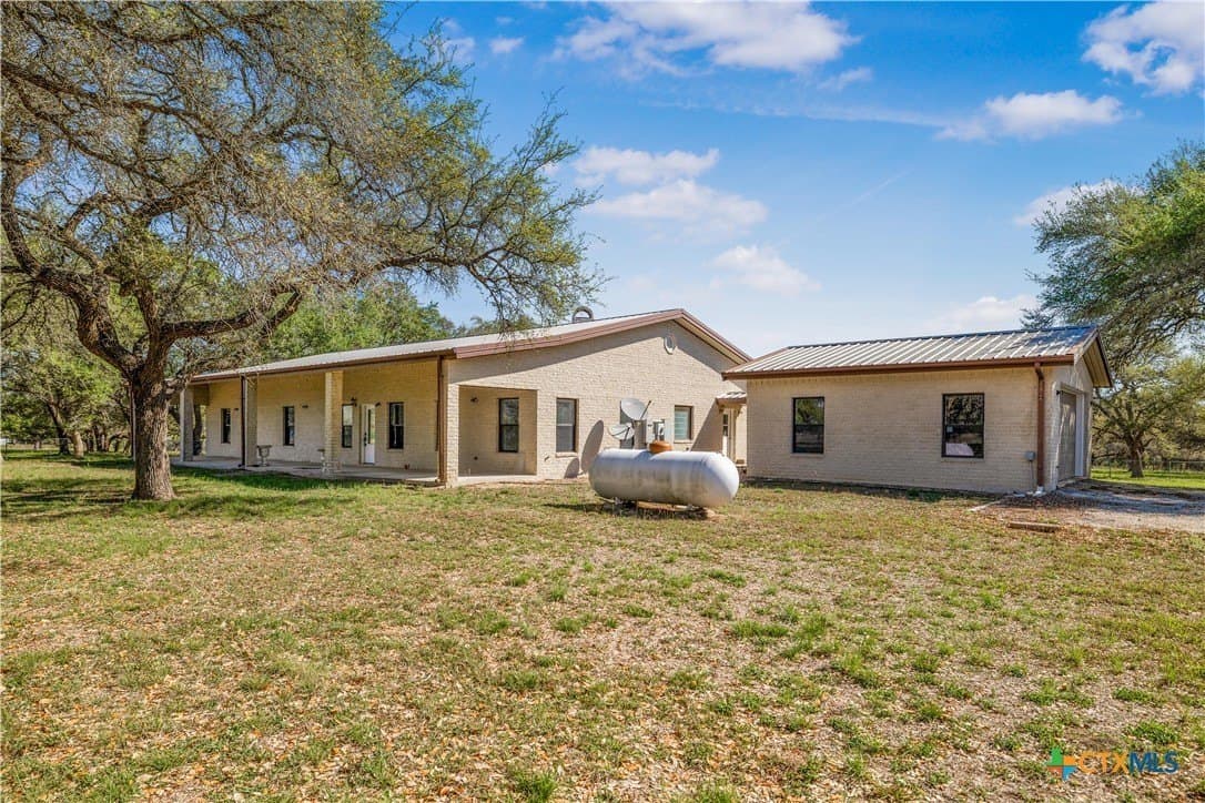 15 acres in Goliad County - photo 25