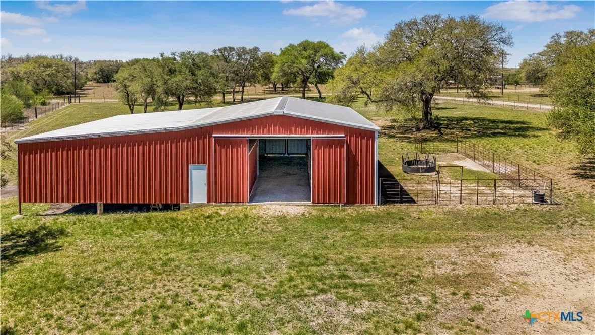 15 acres in Goliad County - photo 6