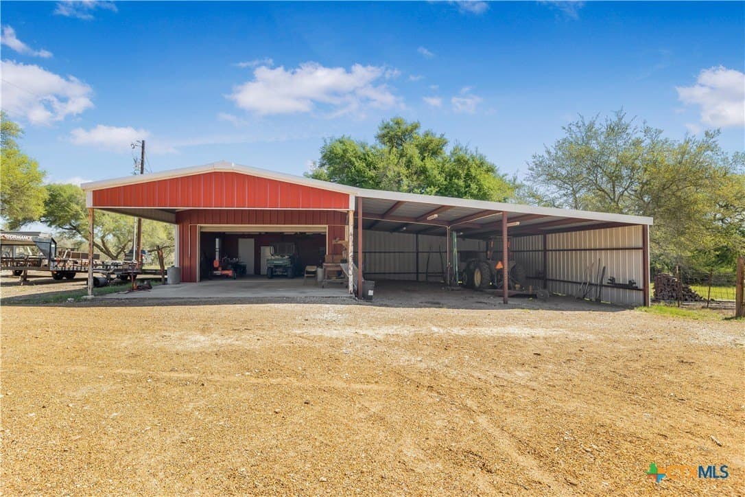15 acres in Goliad County - photo 15