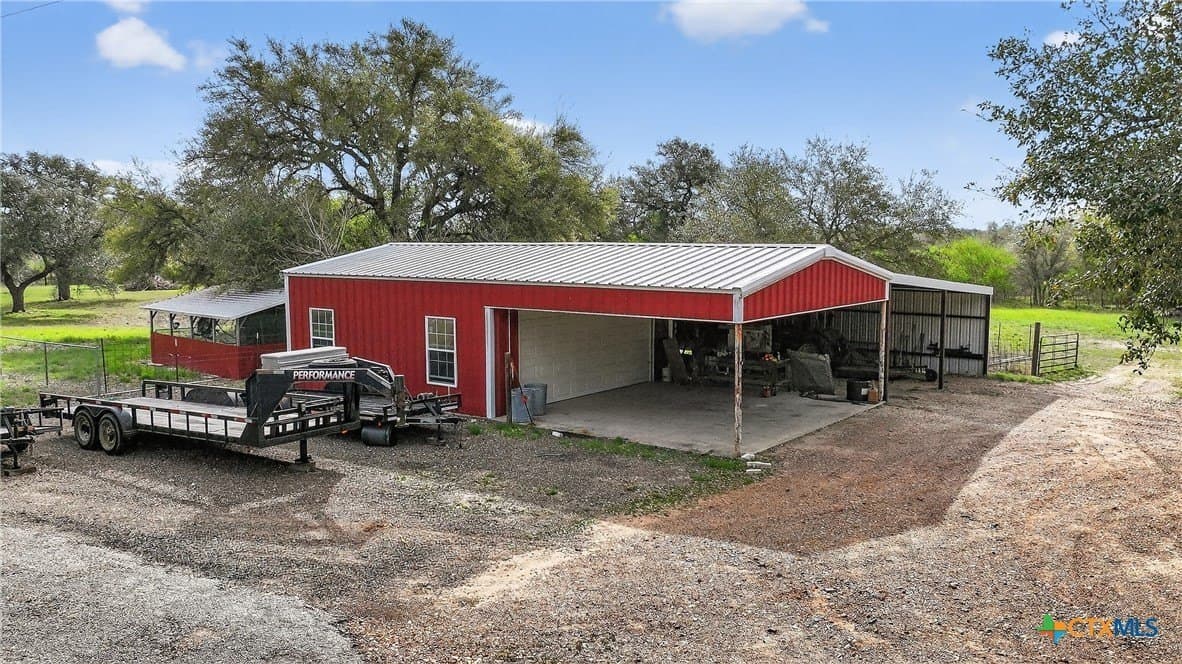 15 acres in Goliad County - photo 14