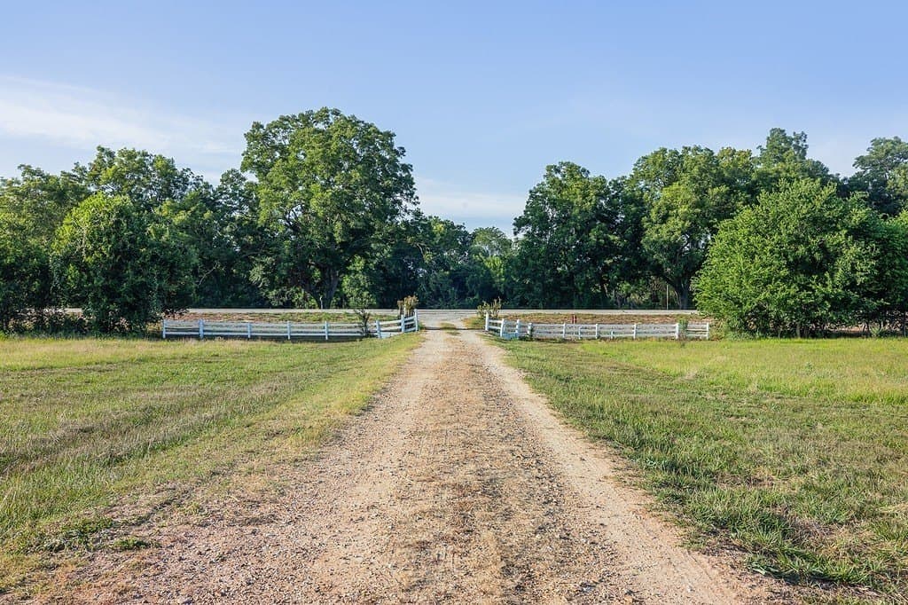 53.56 acres in Fayette County - photo 7