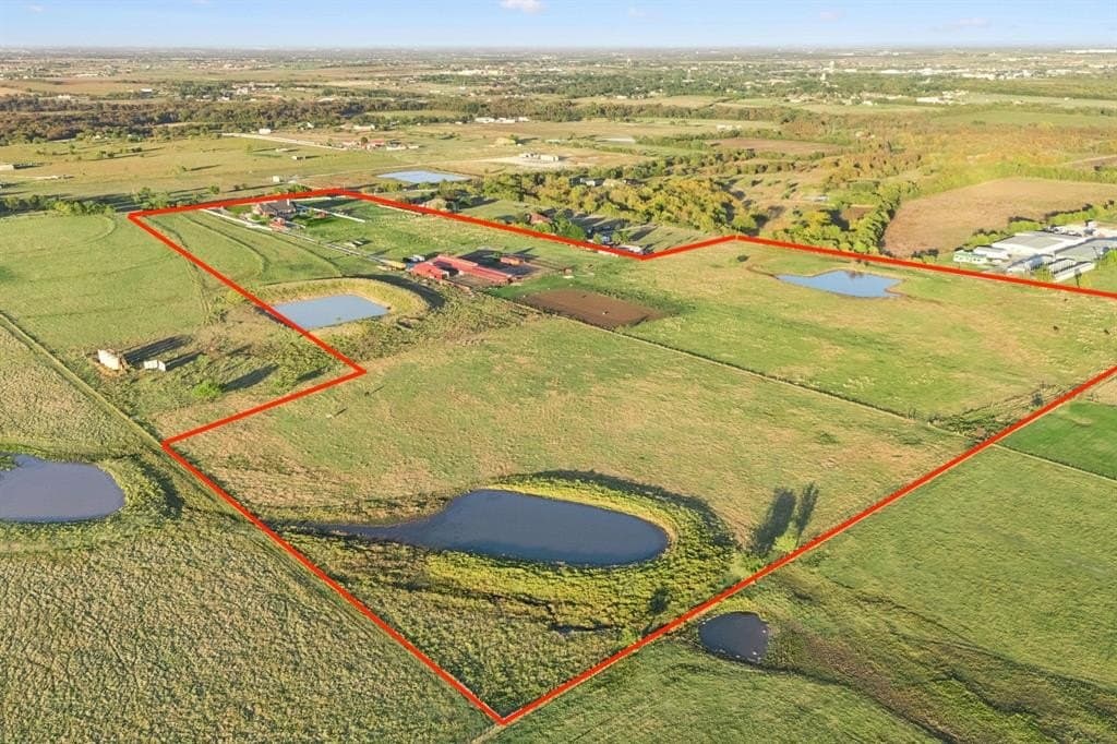 42.7 acres in Denton County gallery image 3