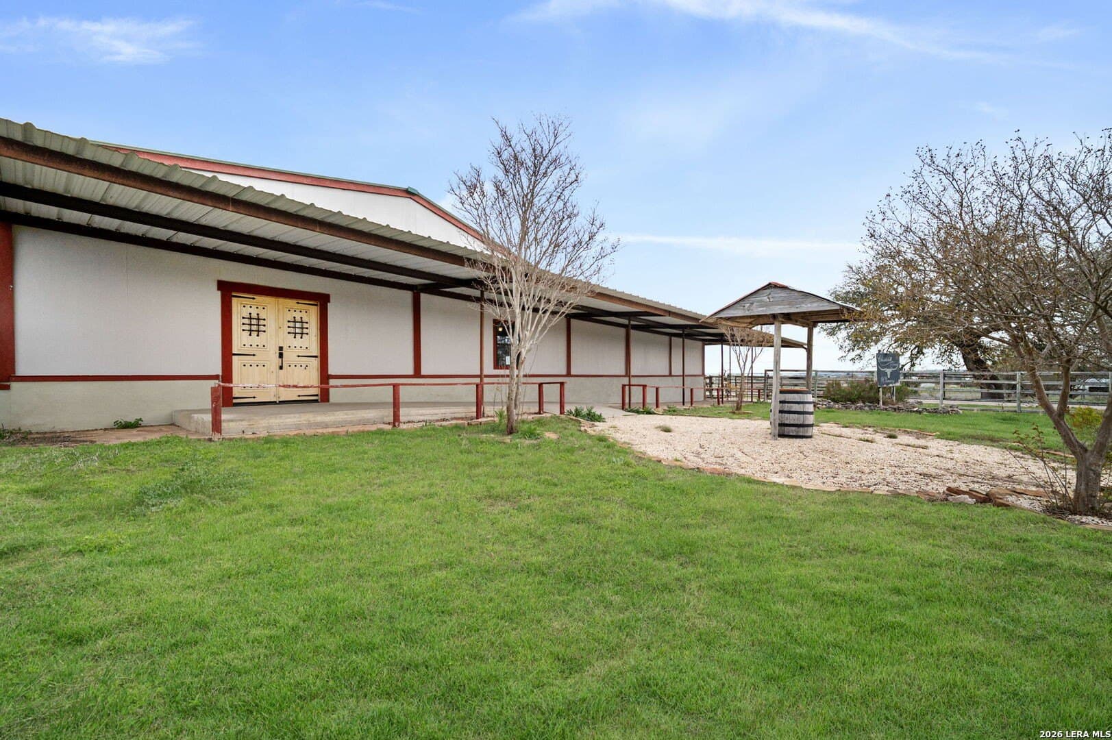 19.03 acres in Gillespie County - photo 6