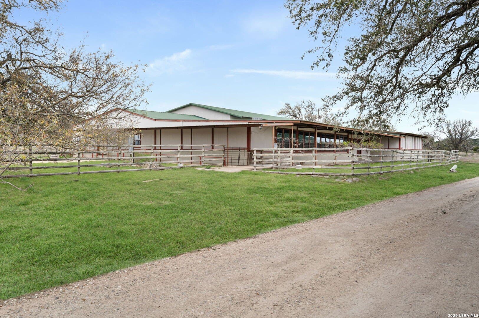 19.03 acres in Gillespie County - photo 7