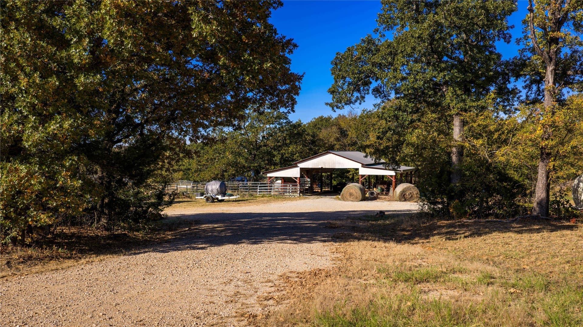 230 acres in Cooke County - photo 32