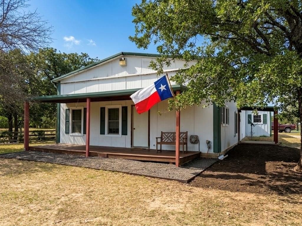 10.02 acres in Kaufman County
