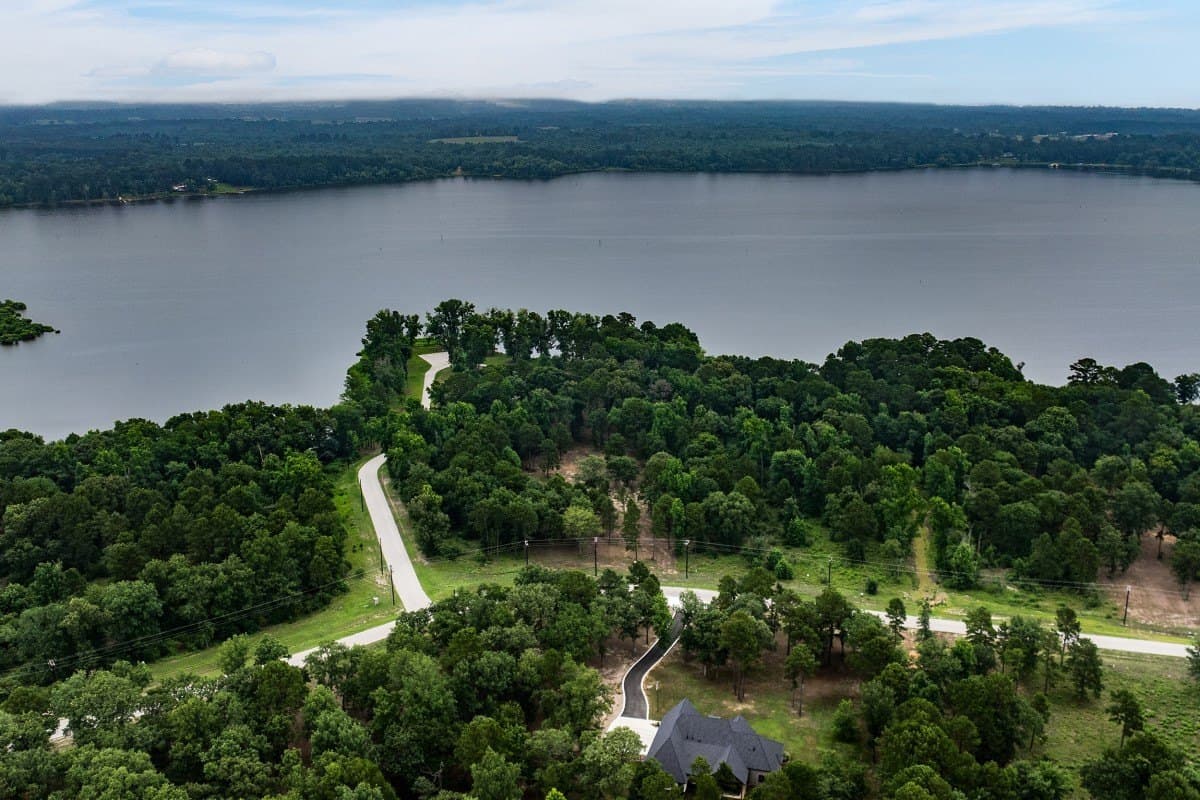 2 acres in Henderson County gallery image 3