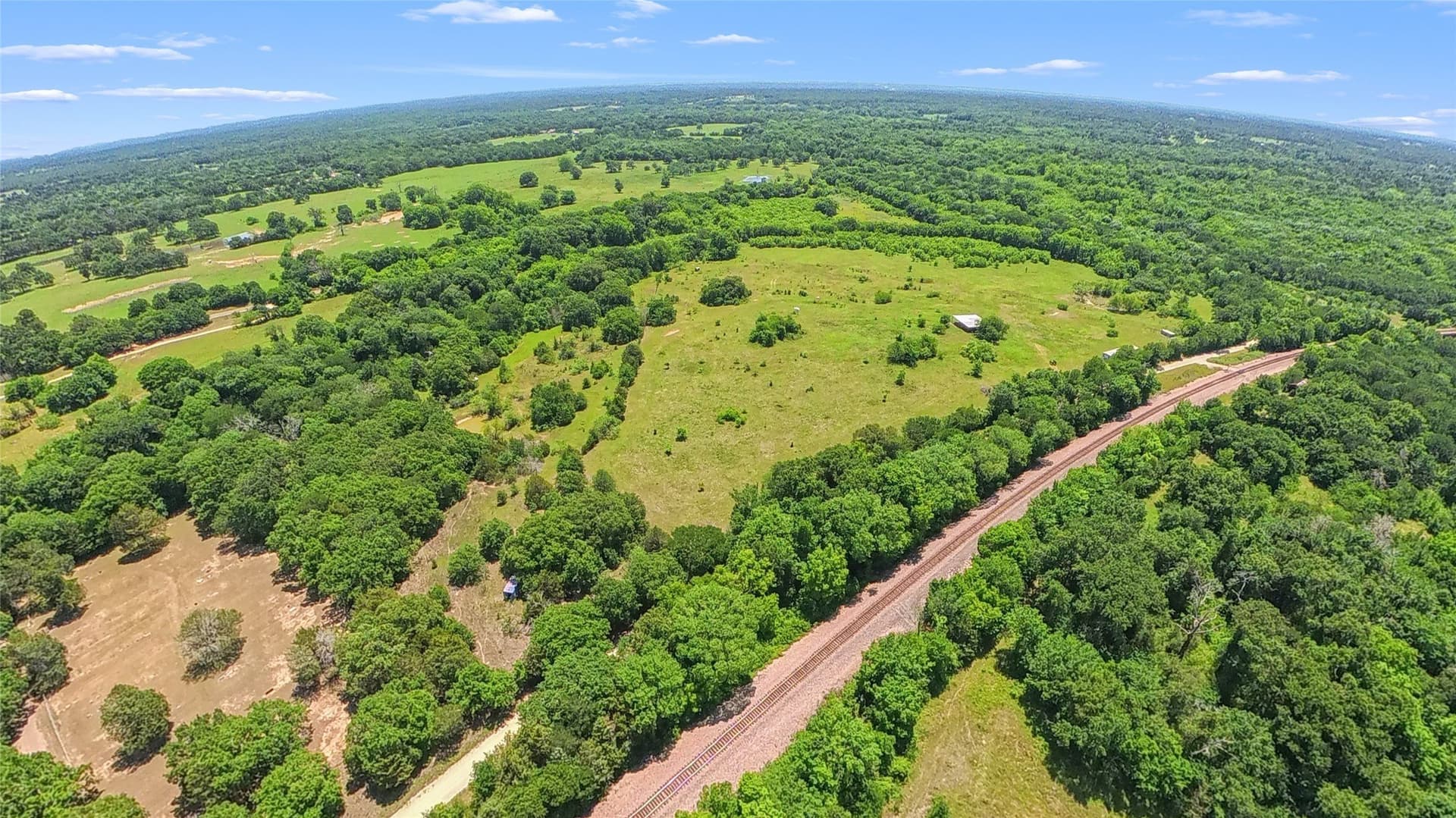 65.08 acres in Freestone County