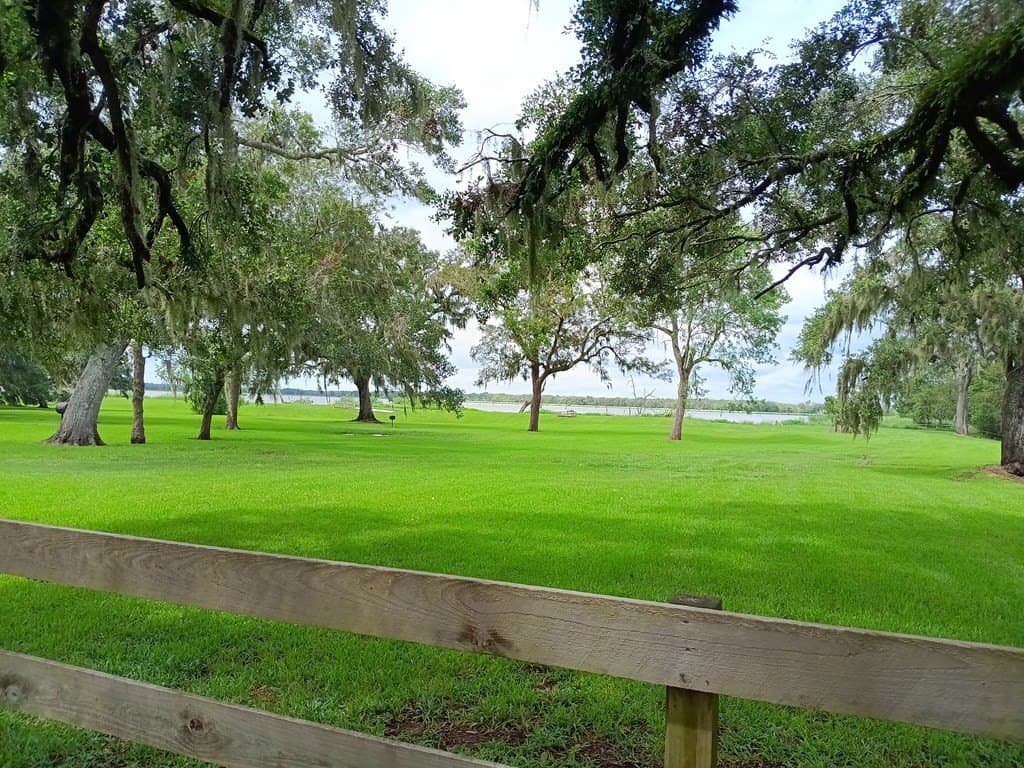 0.91 acres in Angleton County - photo 8