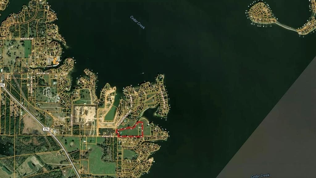 10.12 acres in Henderson County gallery image 3