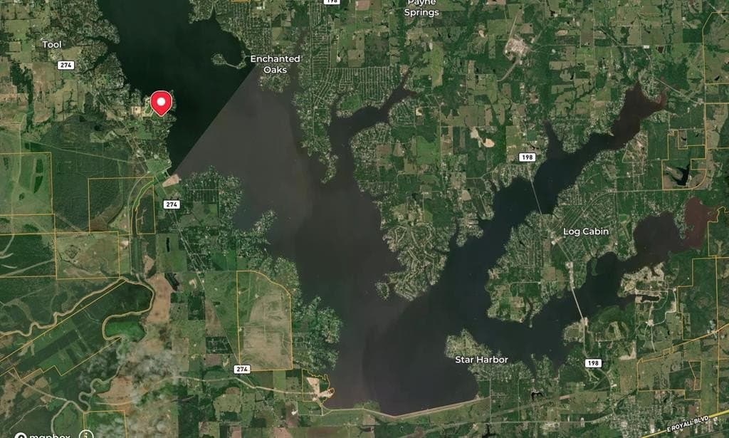 10.12 acres in Henderson County gallery image 4