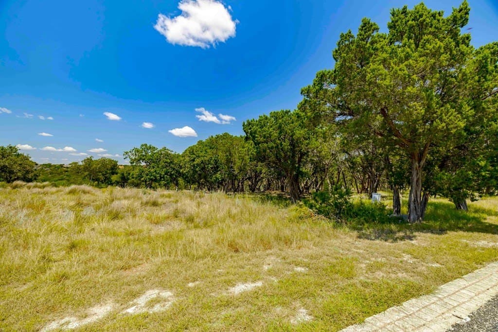 3.11 acres in Kerr County - photo 6