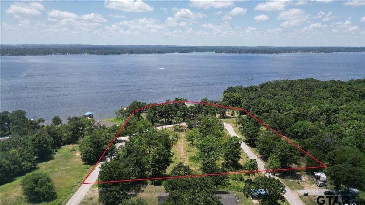 10.16 acres in Smith County featured view