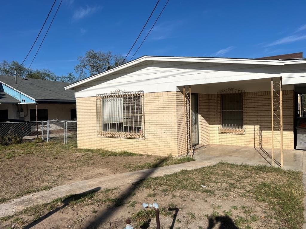 7,500 acres in Maverick County gallery image 2