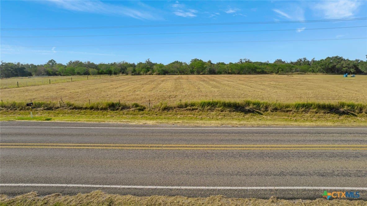 2.66 acres in Victoria County gallery image 3