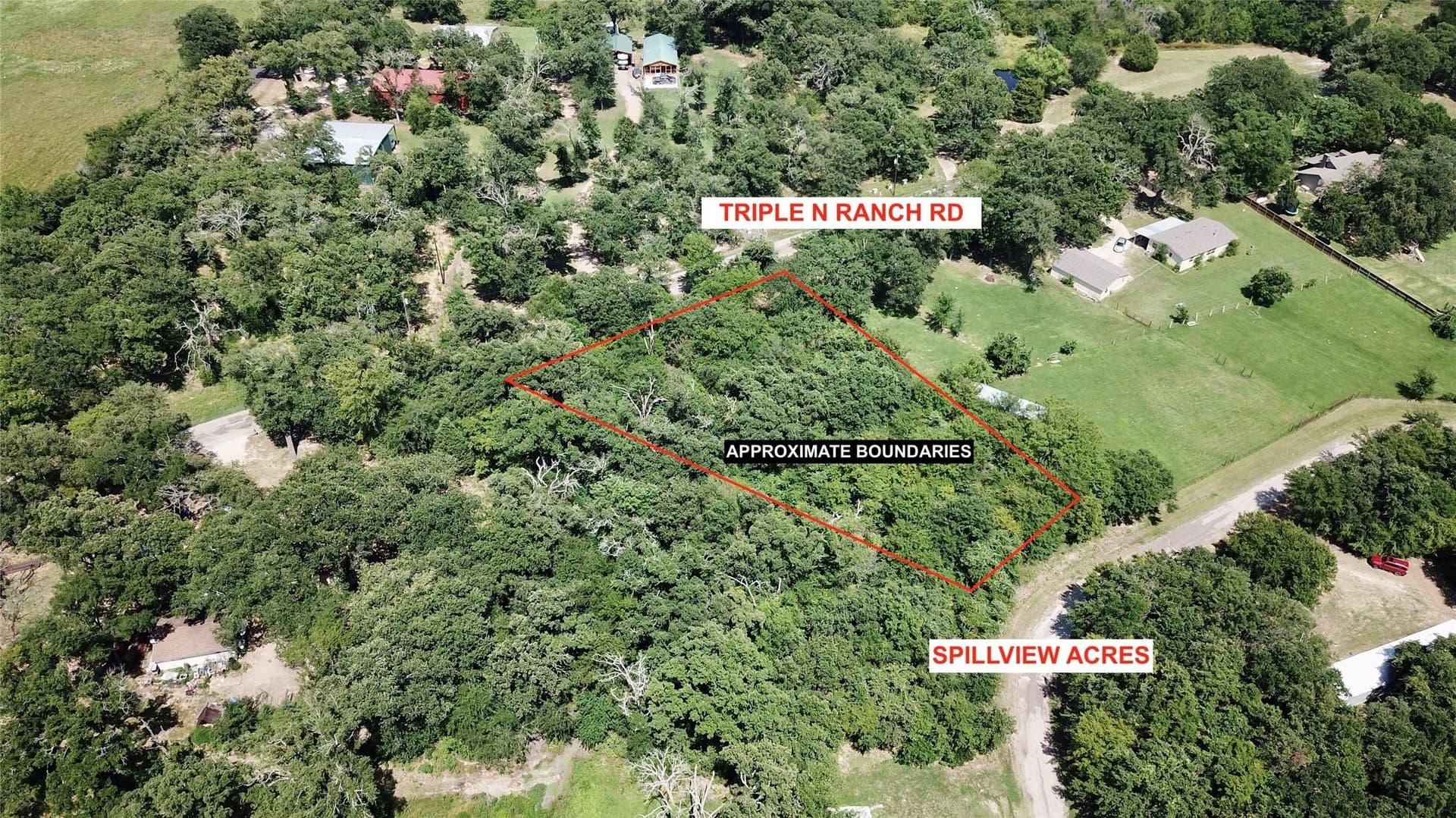 0.96 acres in Henderson County gallery image 3