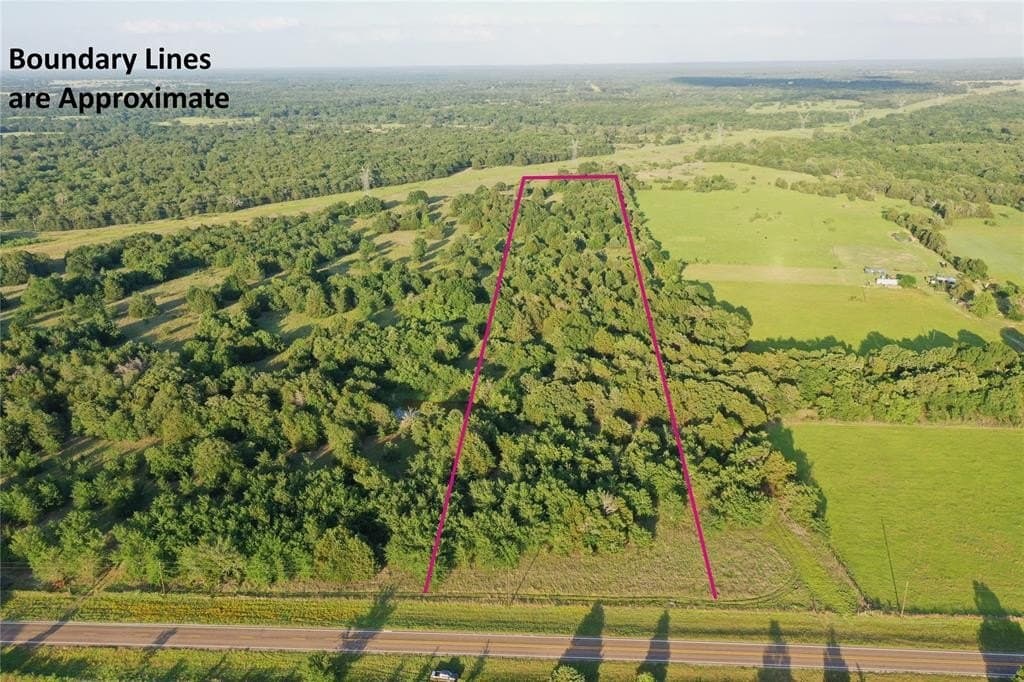 10 acres in Freestone County featured view