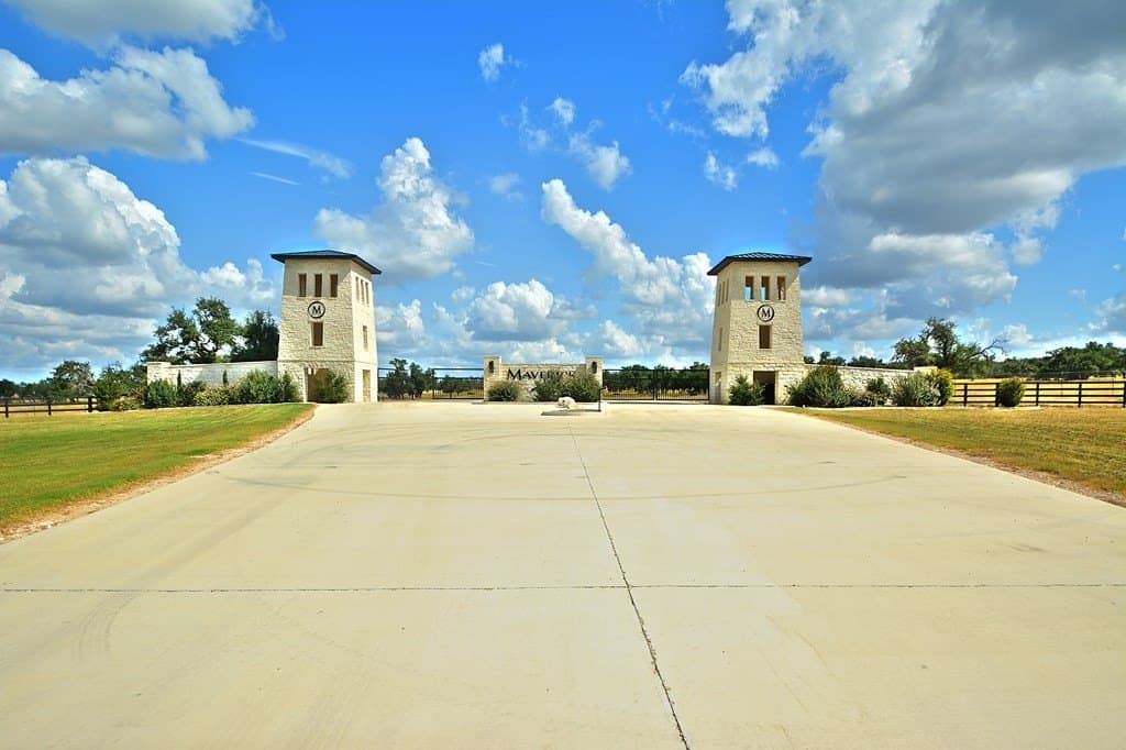 5.02 acres in Gillespie County - photo 21