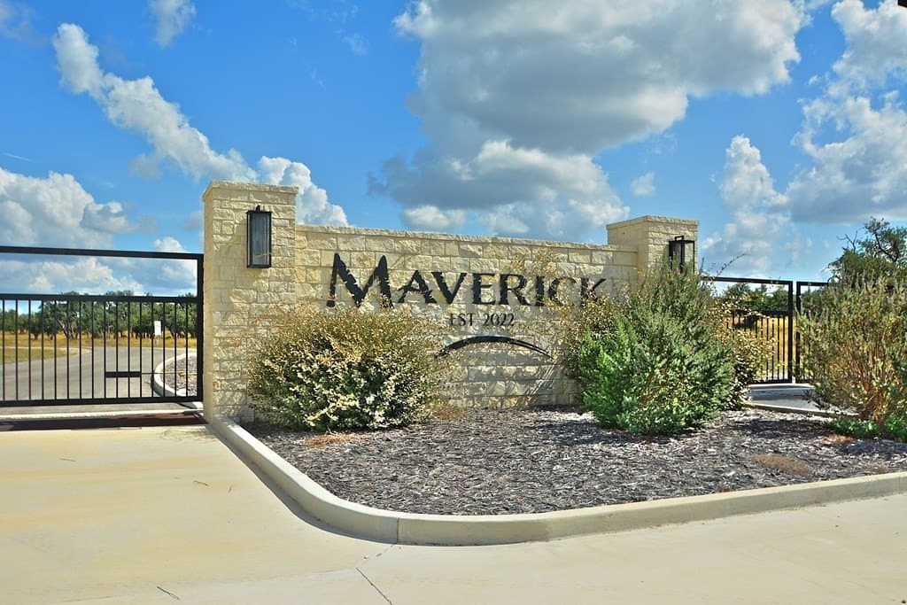 5.02 acres in Gillespie County - photo 19