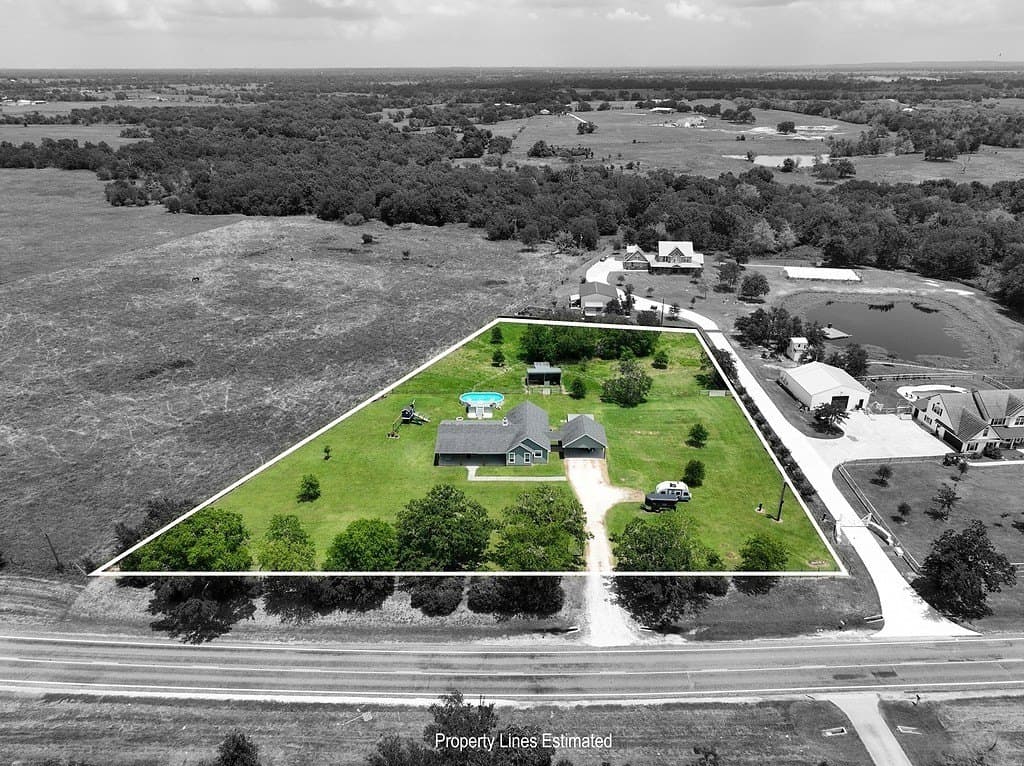 2.17 acres in Grimes County - photo 2