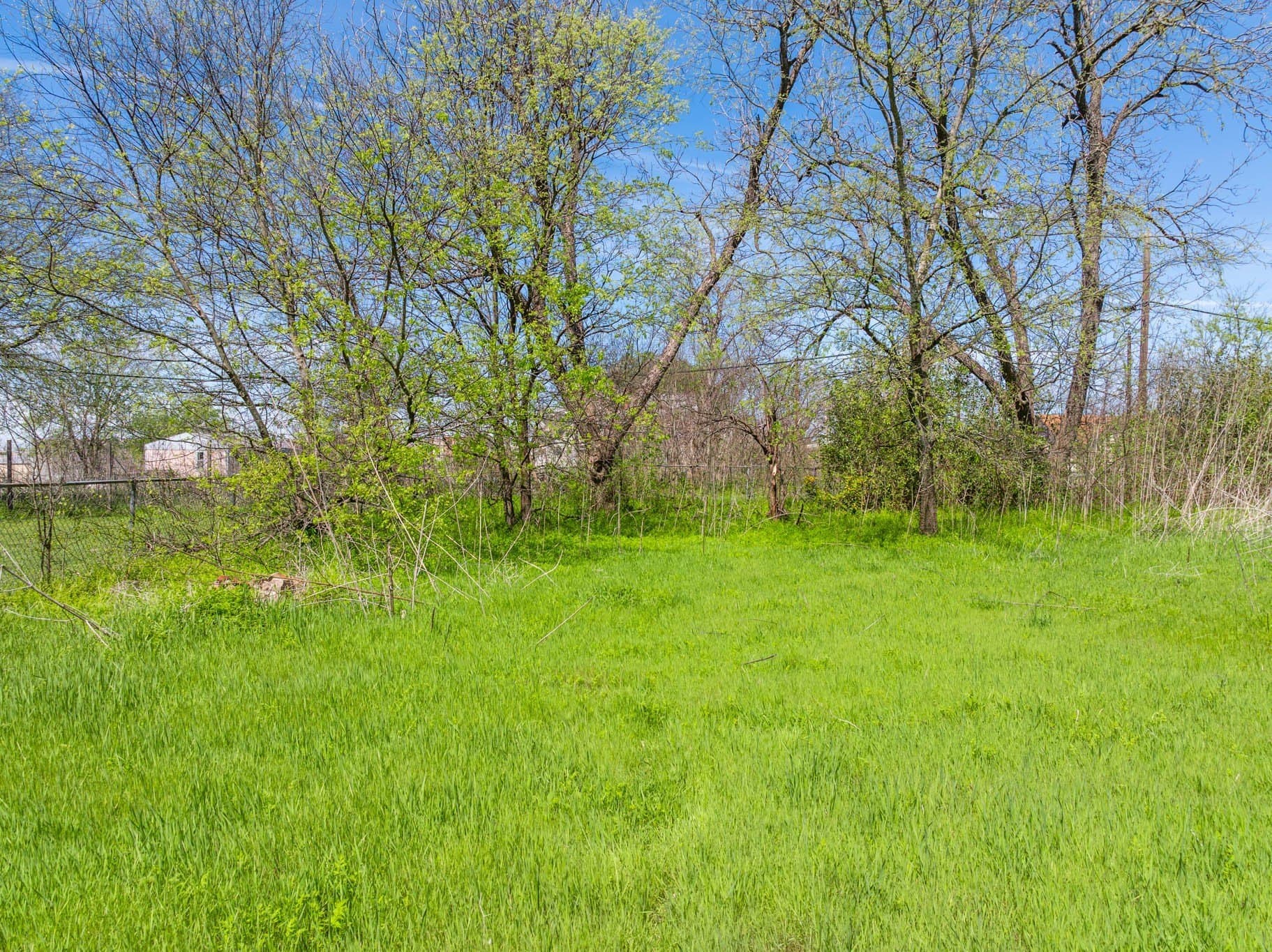 0.35 acres in McLennan County - photo 9
