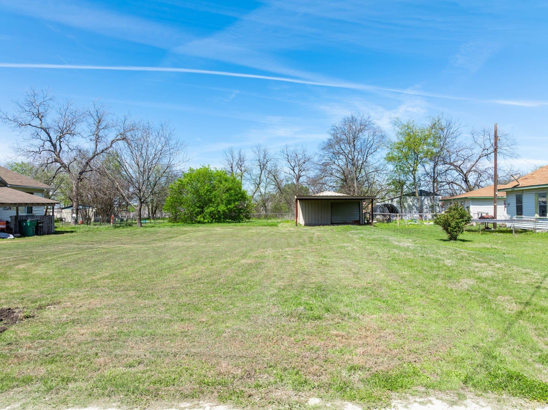 0.35 acres in McLennan County