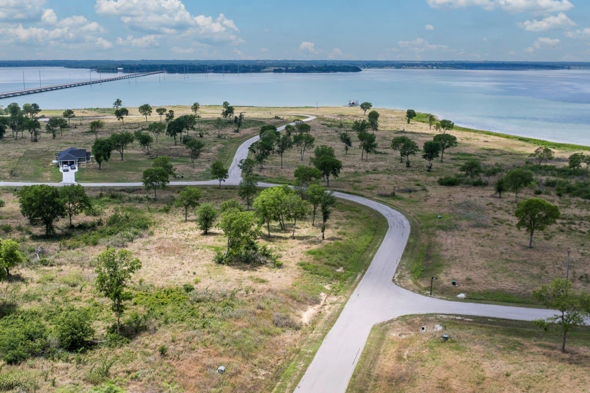 1.55 acres in Navarro County gallery image 2
