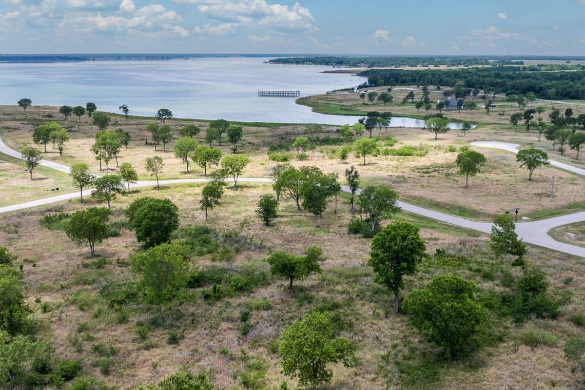 1.55 acres in Navarro County - photo 8