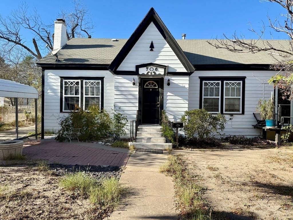 8,580 acres in Val Verde County