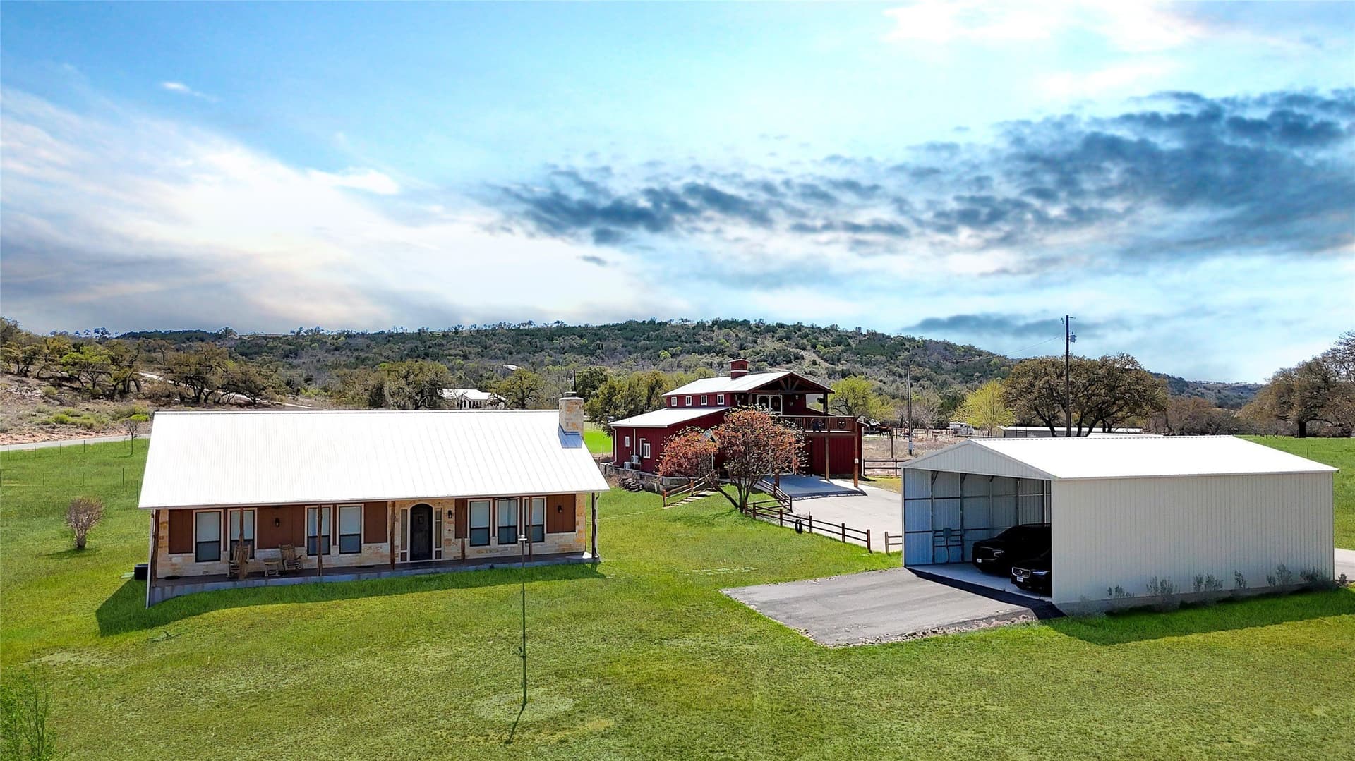 4 acres in Burnet County - photo 2