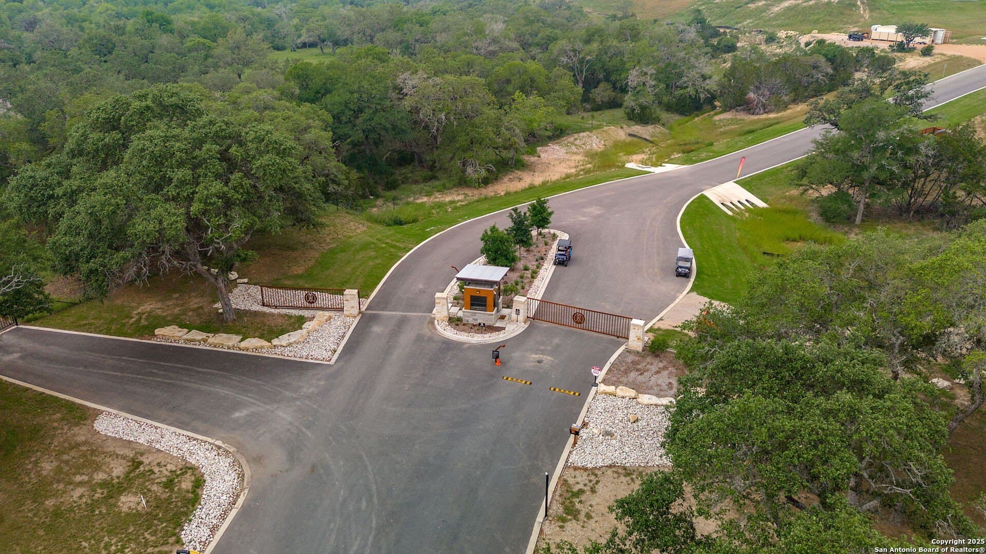 0.1 acres in Gillespie County - photo 8