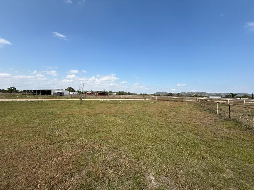 25.28 acres in Bandera County - photo 89
