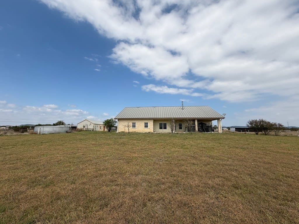 25.28 acres in Bandera County gallery image 4