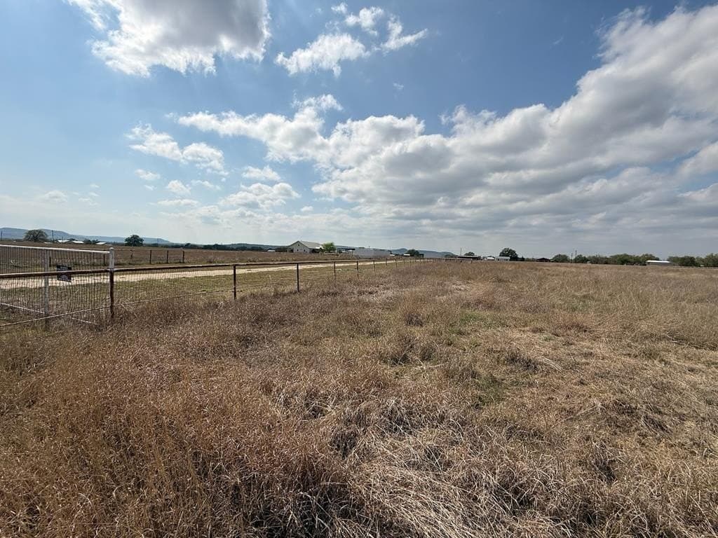 25.28 acres in Bandera County - photo 96
