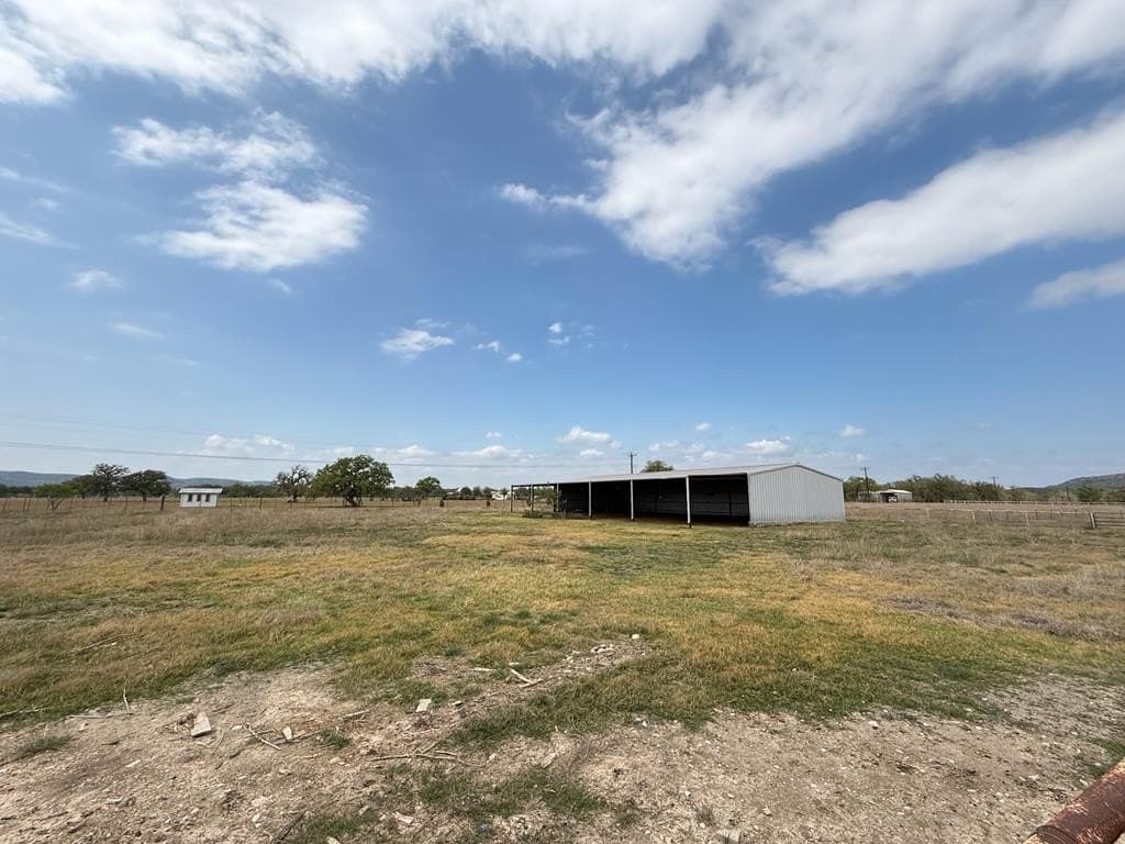 25.28 acres in Bandera County - photo 79