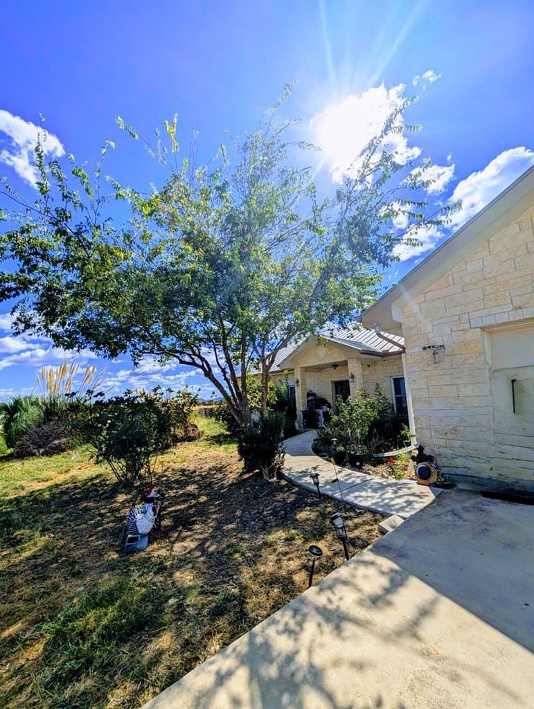 25.28 acres in Bandera County gallery image 2